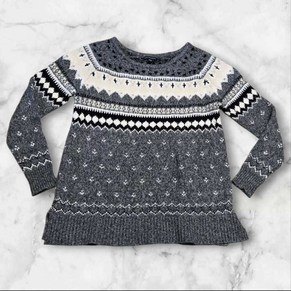 American Eagle Gray Fair Isle Knit Sweater Size Medium